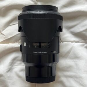 Sigma 35mm f1.8 Lens